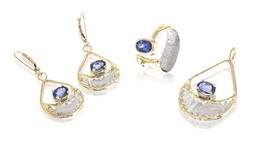 Thumb tanzanite group crop