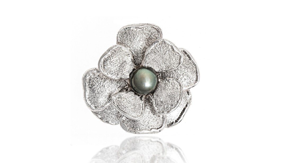 Lg image tahitian pearl flower   cropped